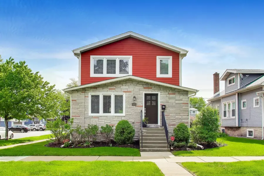 3201 Highland Avenue, Berwyn, IL 60402 - #2
