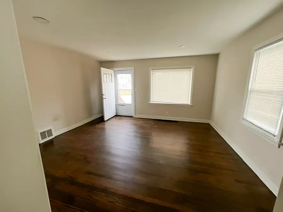 17943 Ridgewood Avenue, Lansing, IL 60438 - #2