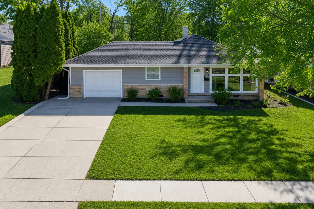 1913 Milton Avenue, Northbrook, IL 60062 - #1