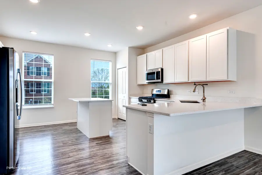 195 Lakeshore Drive, Oswego, IL 60543 - #2