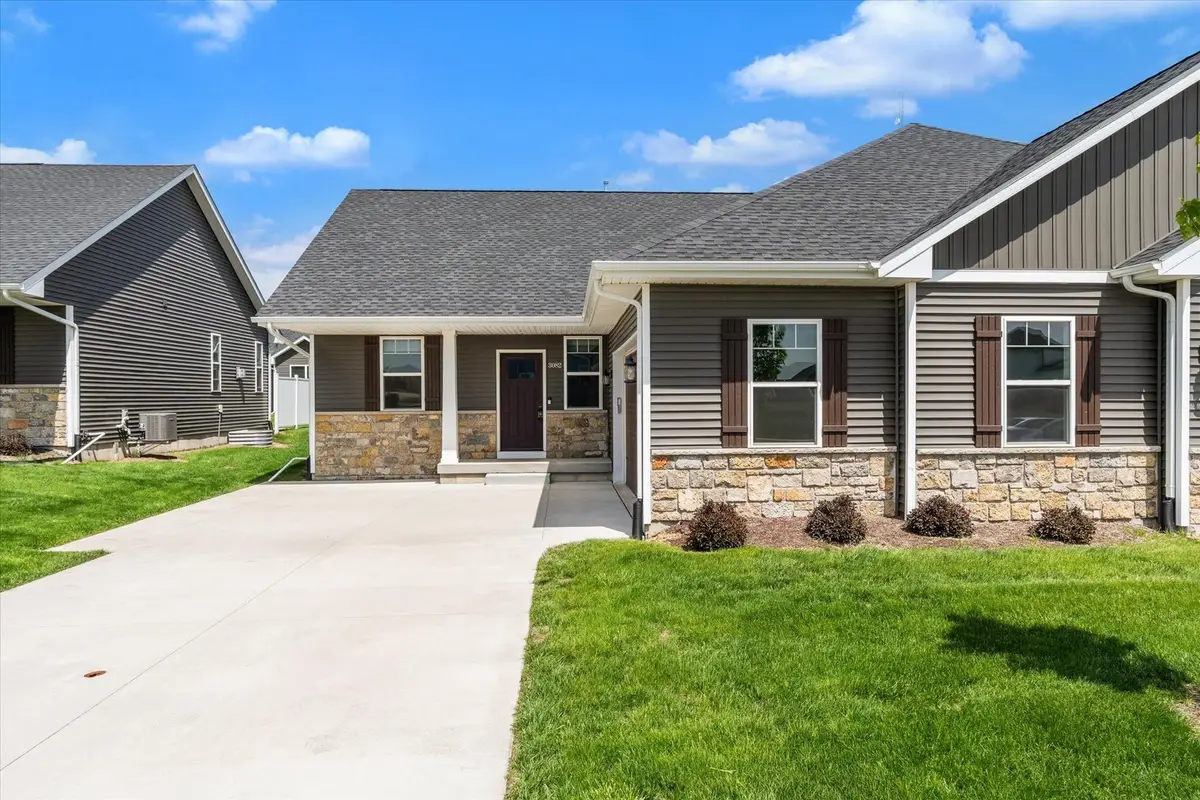 3082 Charissas Place, Bettendorf, IA 52722 - #1