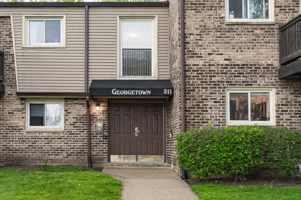 311 N Carter Street #102, Palatine, IL 60067