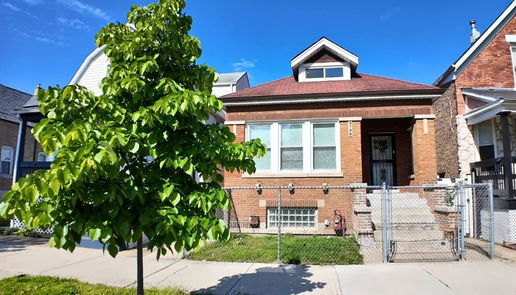 6740 S Laflin Street, Chicago, IL 60636 - #1