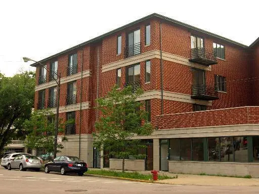842 N Racine Avenue #202, Chicago, IL 60642