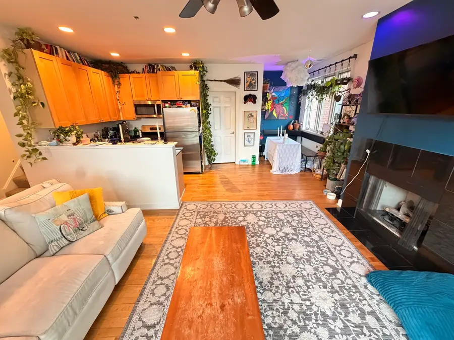 842 N Racine Avenue #202, Chicago, IL 60642 - #2