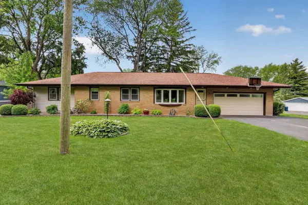 2501 S Vaupell Drive, McHenry, IL 60051