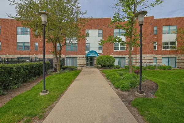 3265 Kirchoff Road #127, Rolling Meadows, IL 60008