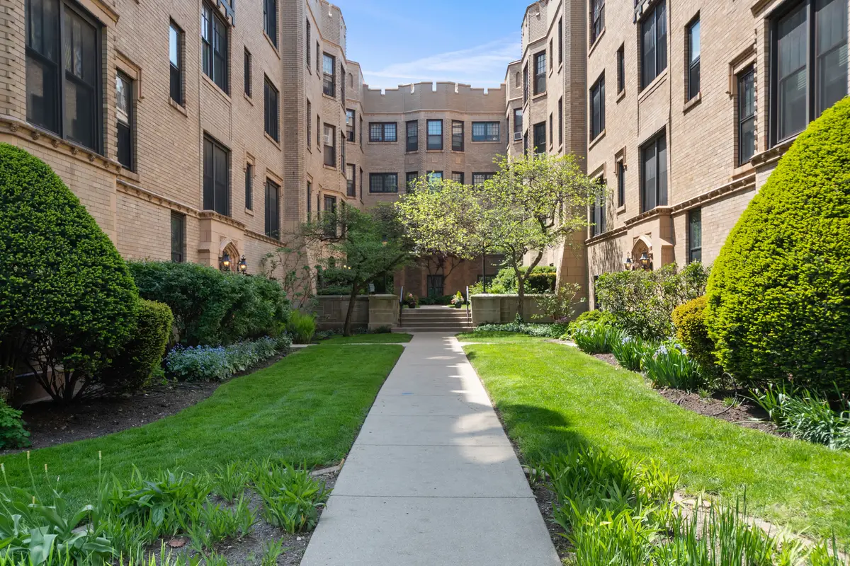 926 Judson Avenue #2W, Evanston, IL 60202 - #1