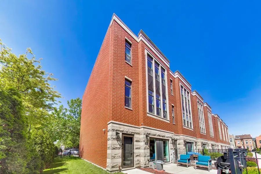 2259 W Coulter Street #4, Chicago, IL 60608 - #3