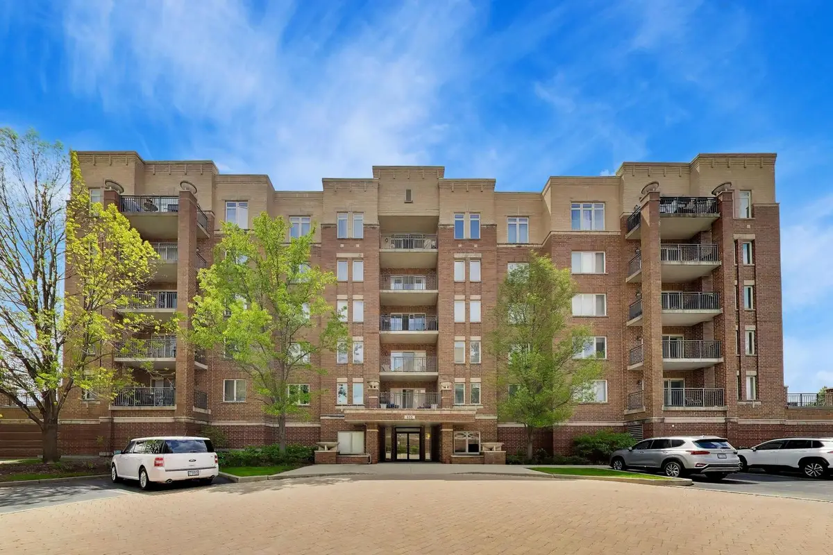 655 Perrie Drive #307, Elk Grove Village, IL 60007 - #1