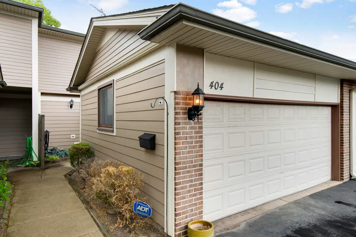 404 Bluebird Lane, Deerfield, IL 60015 - #1