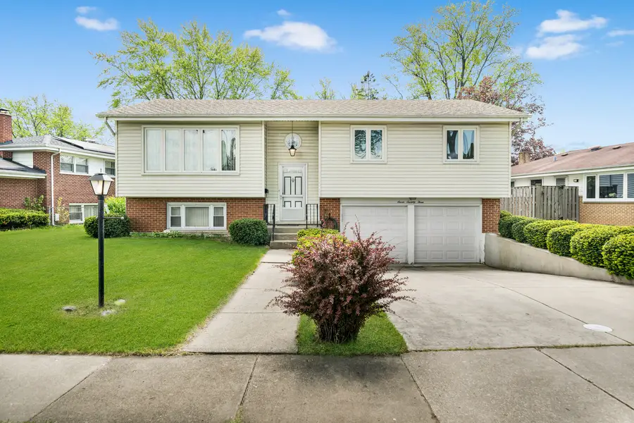 773 Madelyn Drive, Des Plaines, IL 60016 - #2