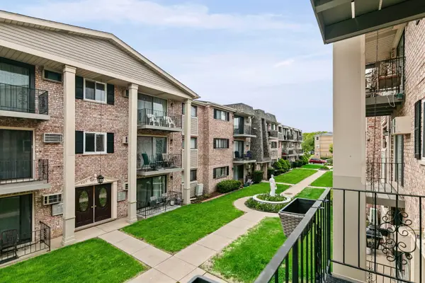5331 N Delphia Avenue #231, Chicago, IL 60656