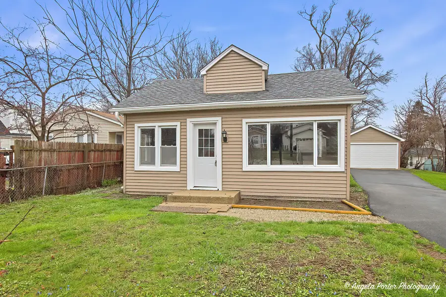 320 E Washington Street, Round Lake Park, IL 60073 - #2
