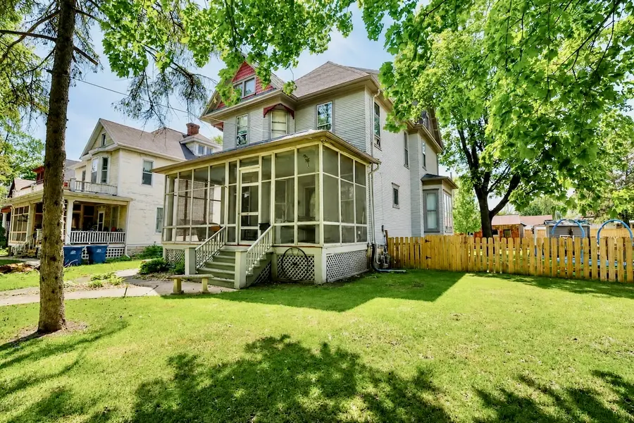 1035 Marquette Street, Lasalle, IL 61301 - #2