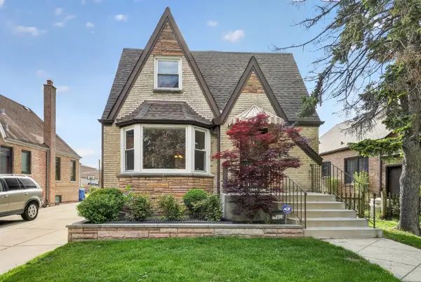 1754 N Neva Avenue, Chicago, IL 60707