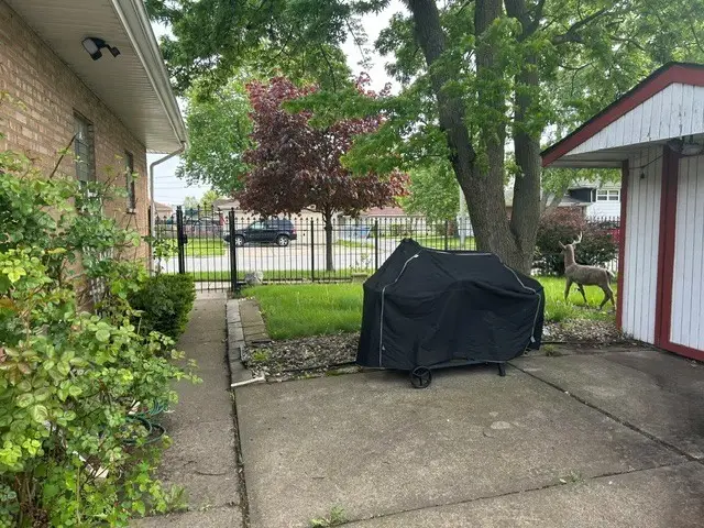 12764 S Ada Street, Calumet Park, IL 60827 - #3
