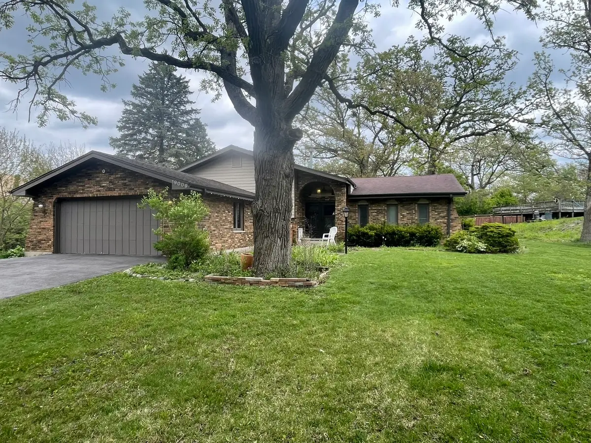 19009 S Lynn Parkway, Mokena, IL 60448 - #1