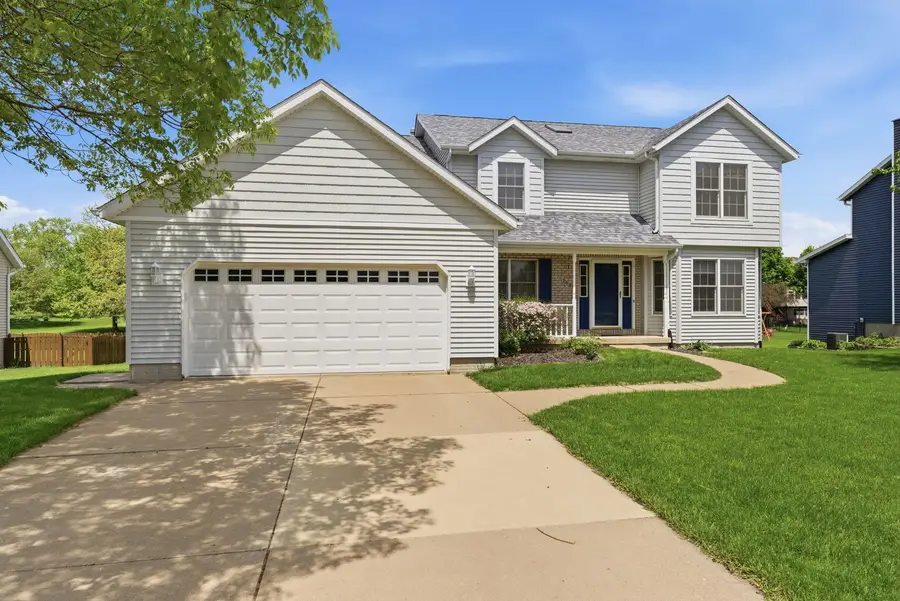 1208 W Donahue Street, Eldridge, IA 52748 - #3