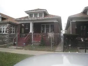 6325 S Francisco Avenue, Chicago, IL 60629