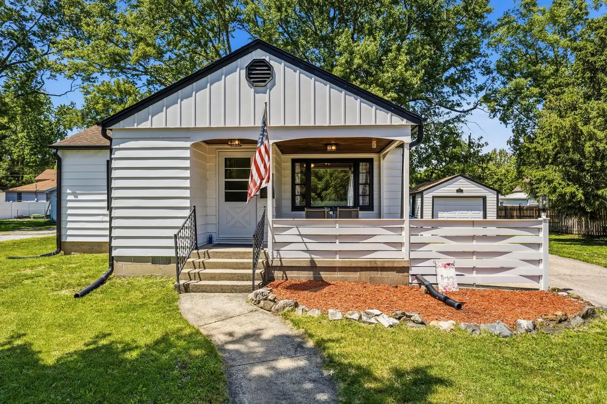 442 S Hamilton Street, Monticello, IL 61856 - #1
