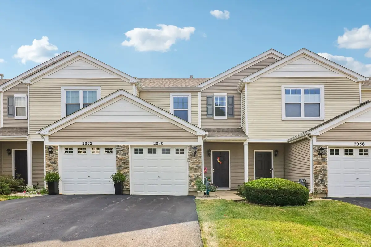 2040 Limestone Lane, Carpentersville, IL 60110 - #1