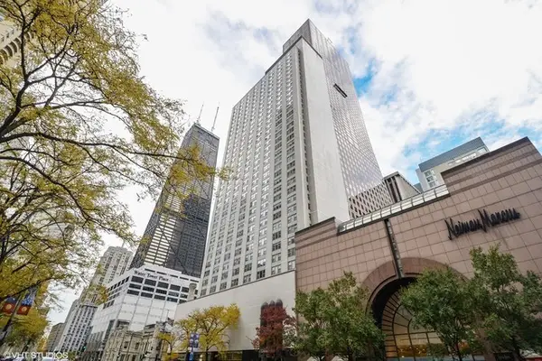 777 N Michigan Avenue #2504, Chicago, IL 60611