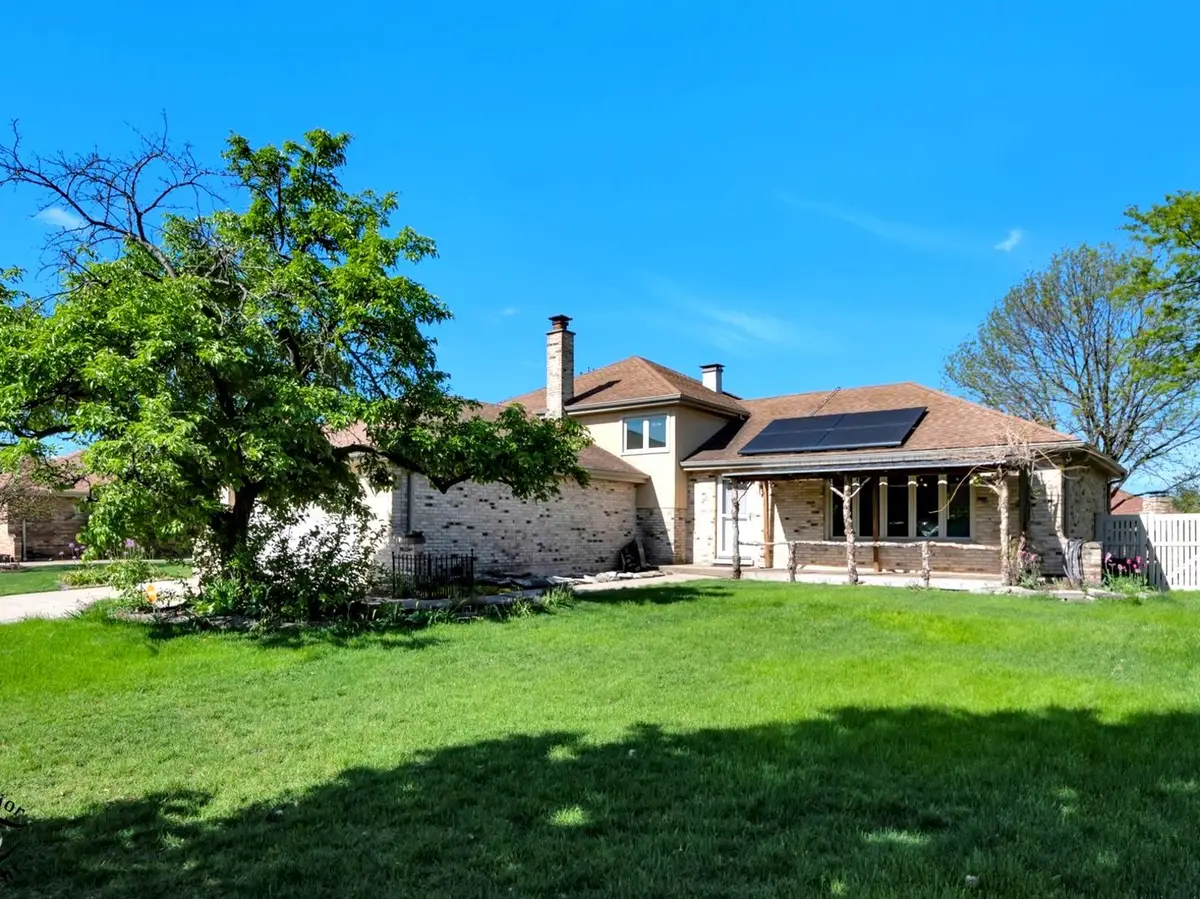 16412 Prairie Drive, Tinley Park, IL 60477 - #1