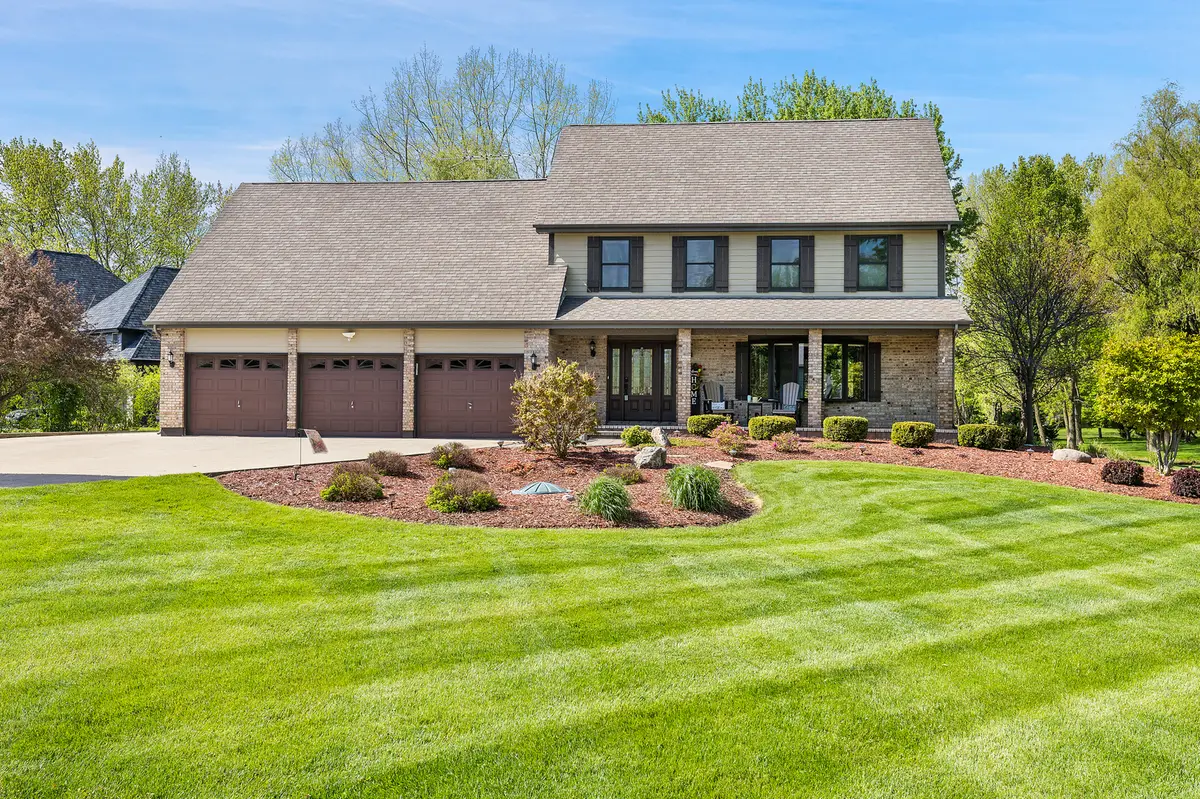 13N470 Chisholm Trail, Elgin, IL 60124 - #1