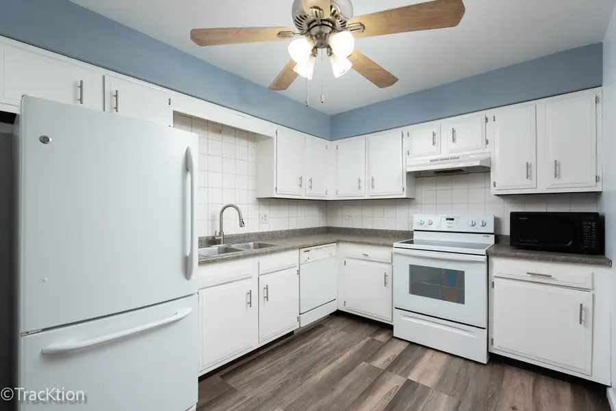159 W Elk Trail #359, Carol Stream, IL 60188 - #2