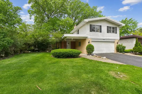 9010 Pottawattami Drive, Skokie, IL 60076