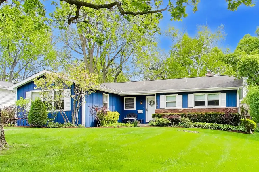 157 Walton Street, Barrington, IL 60010 - #2
