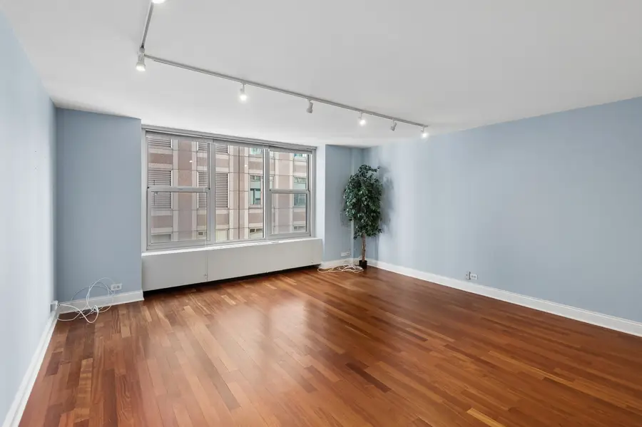 777 N Michigan Avenue #3502, Chicago, IL 60611 - #2