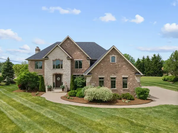 22322 N Prairie Court, Kildeer, IL 60047