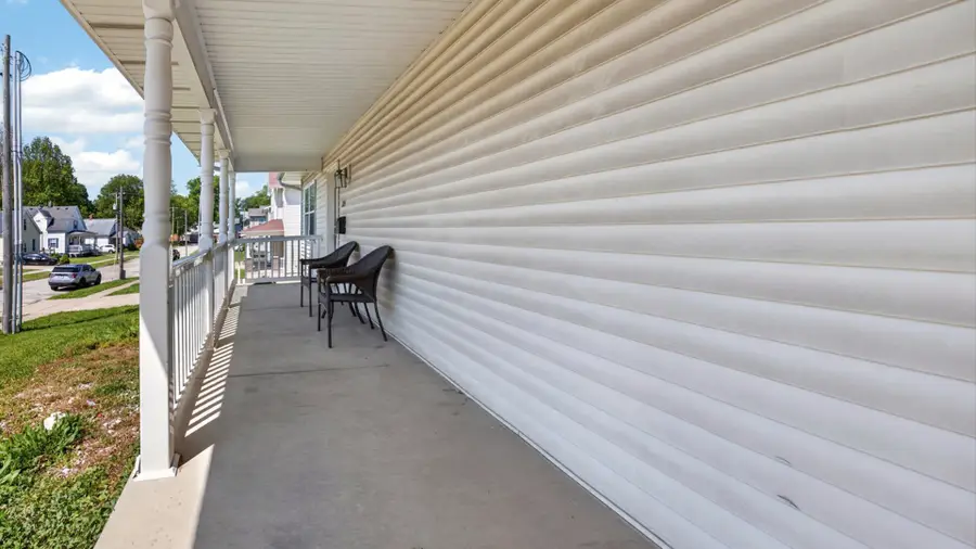 1205 W Grove Street, Bloomington, IL 61701 - #2