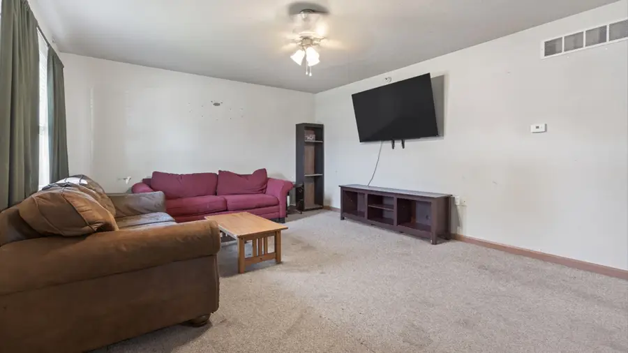 1205 W Grove Street, Bloomington, IL 61701 - #3