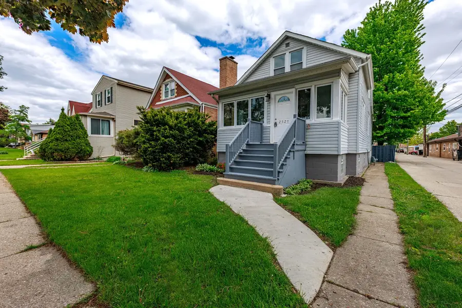 2527 Westover Avenue, North Riverside, IL 60546 - #2