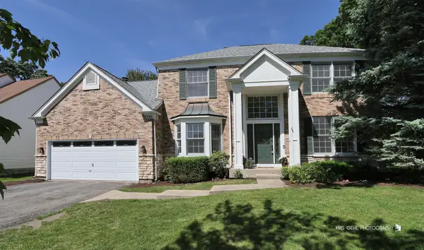 1096 Chesapeake Boulevard, Grayslake, IL 60030
