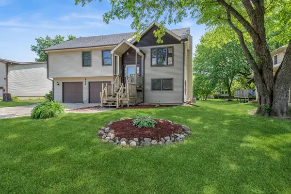 204 Brandywine Drive, Poplar Grove, IL 61065
