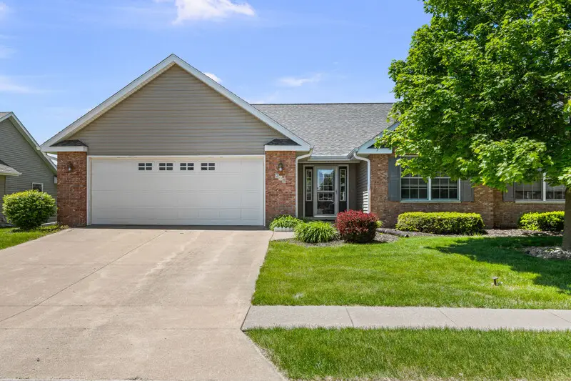 208 Brookview Lane, Durant, IA 52747 - #1