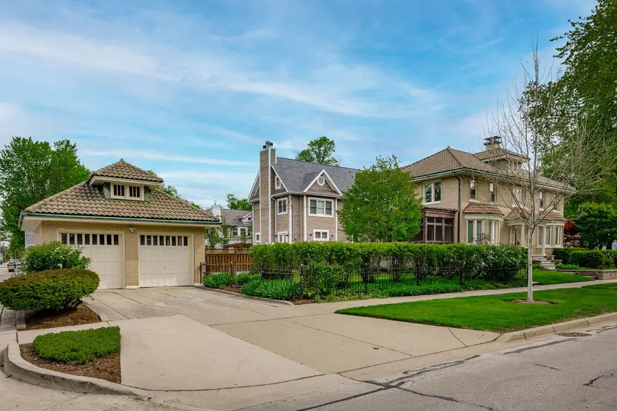 840 Augusta Boulevard, Oak Park, IL 60302 - #2