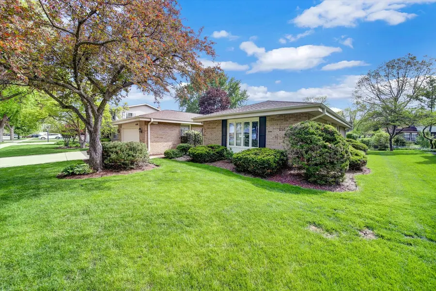1129 S Salem Lane, Arlington Heights, IL 60005 - #2