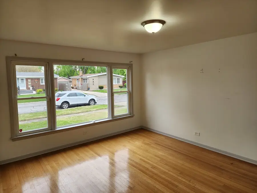 151 Amy Street, Chicago Heights, IL 60411 - #2