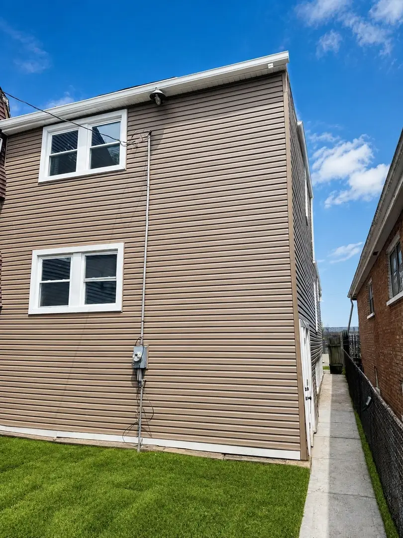 3823 W Wabansia Avenue, Chicago, IL 60647 - #3