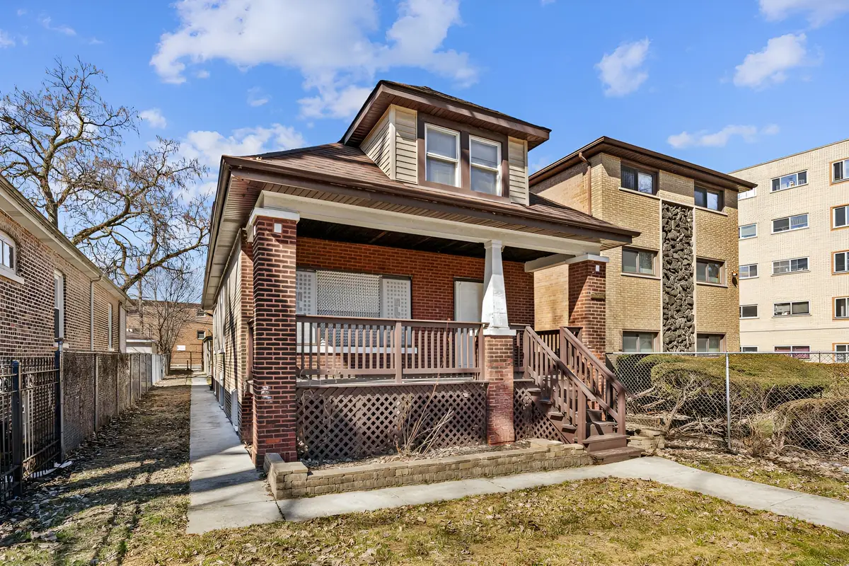 9220 S Dauphin Avenue, Chicago, IL 60619 - #1