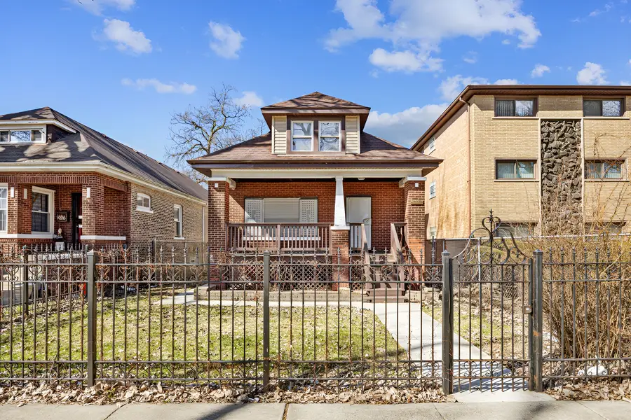 9220 S Dauphin Avenue, Chicago, IL 60619 - #2