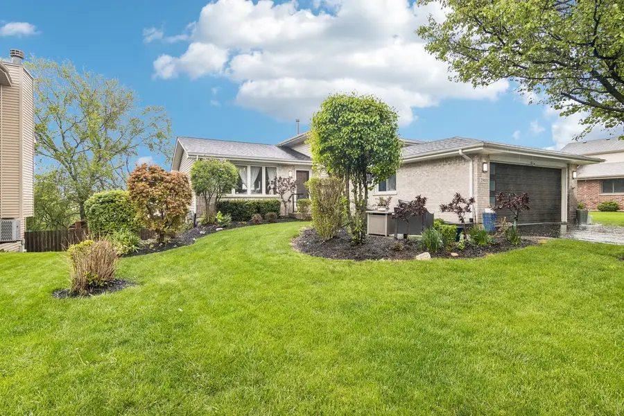 2905 Carol Drive, Joliet, IL 60432 - #3
