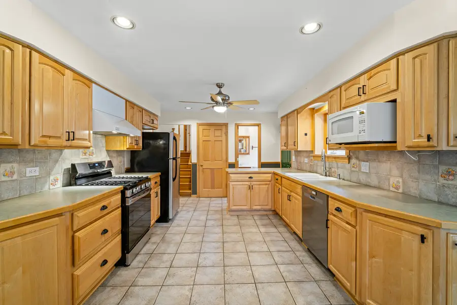 421 N Elm Street, Itasca, IL 60143 - #3
