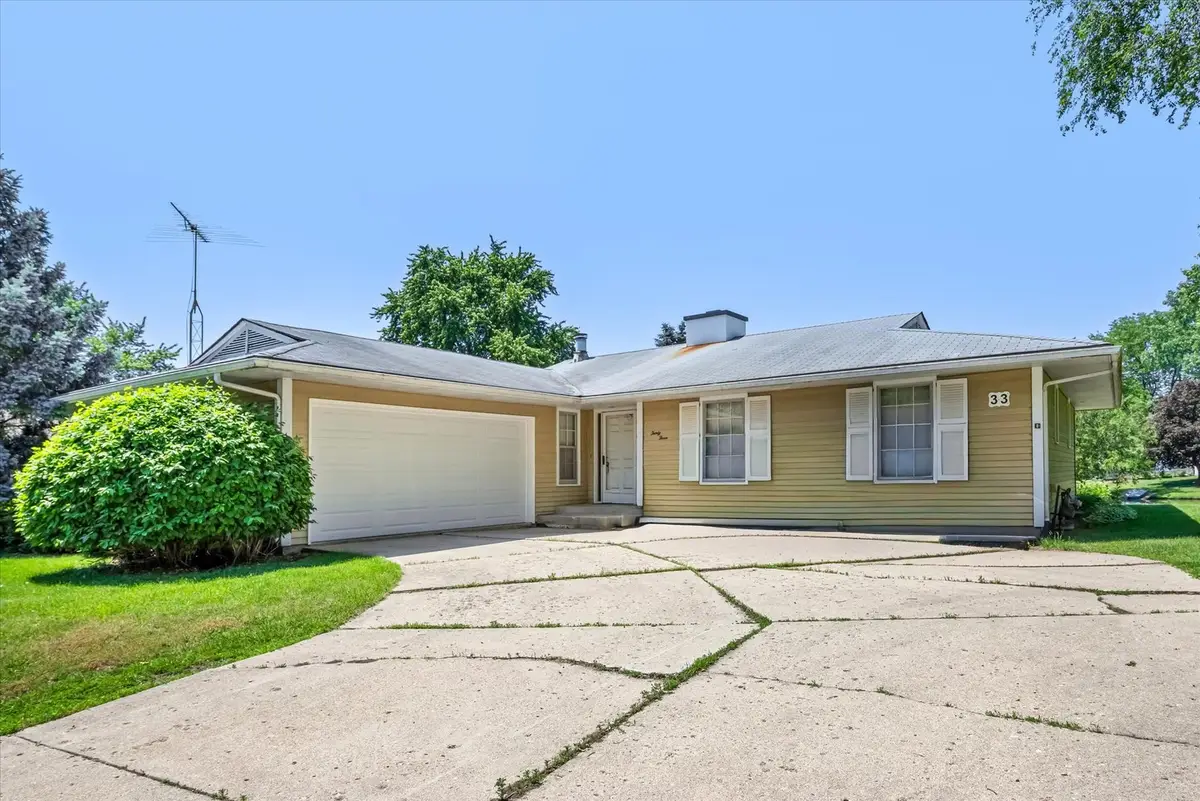 33 Somerset Road, Montgomery, IL 60538 - #1