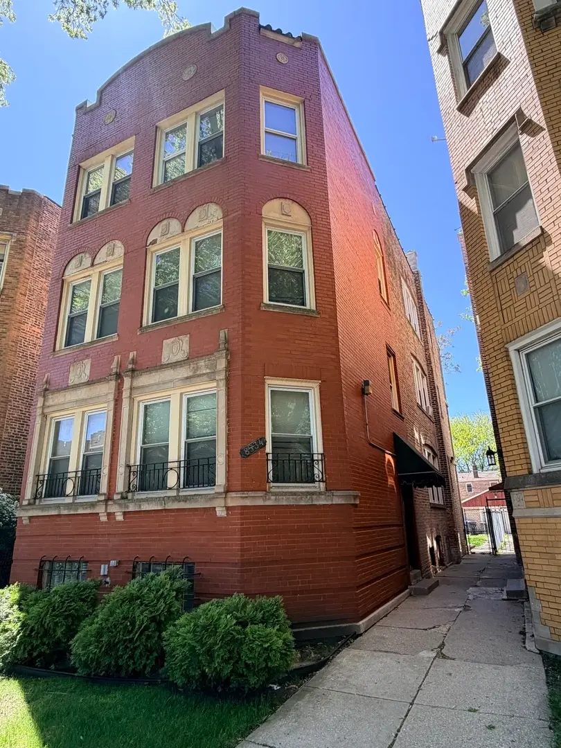 8534 S Bennett Avenue, Chicago, IL 60617 - #3